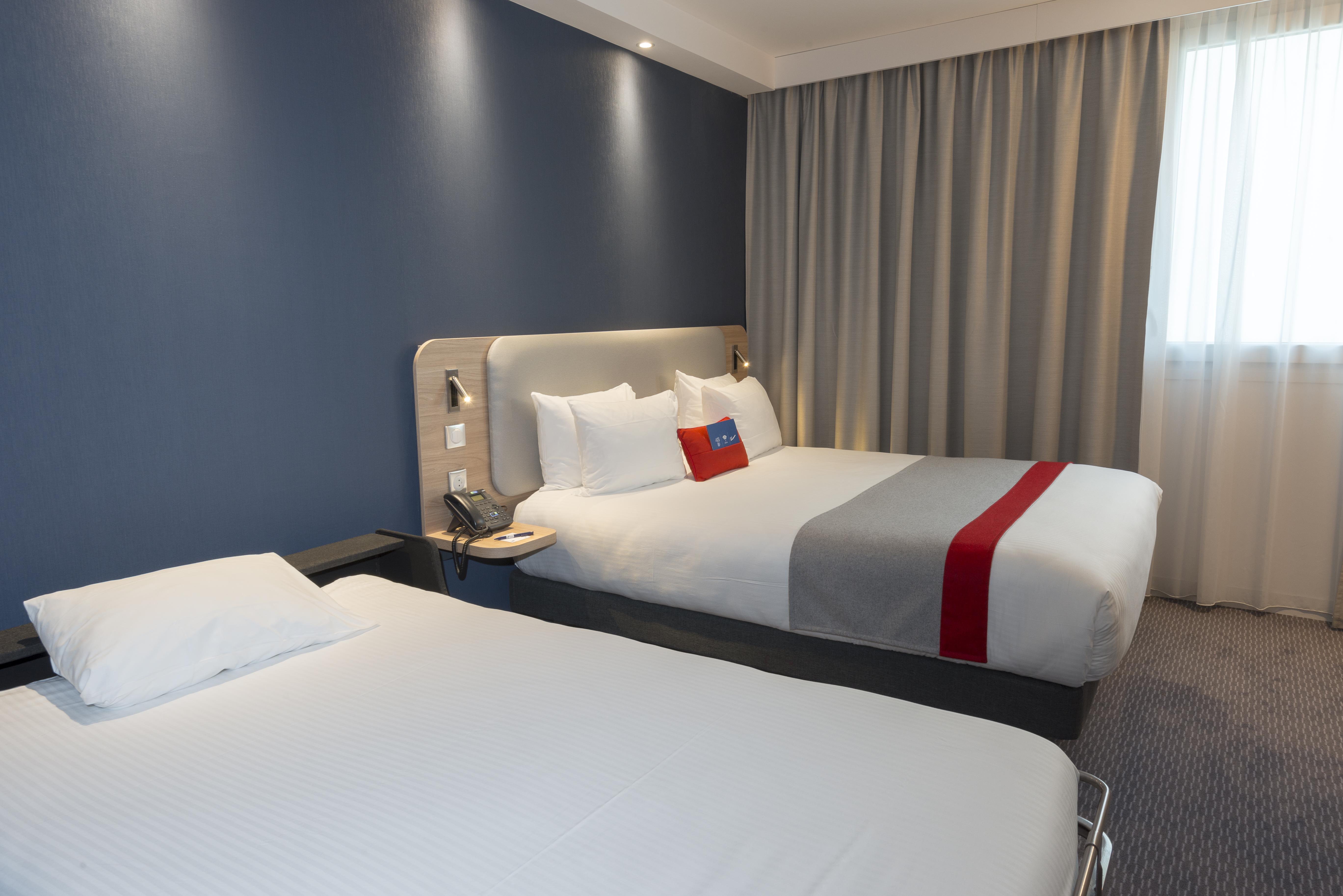 Holiday Inn Express Paris - Velizy By Ihg Εξωτερικό φωτογραφία