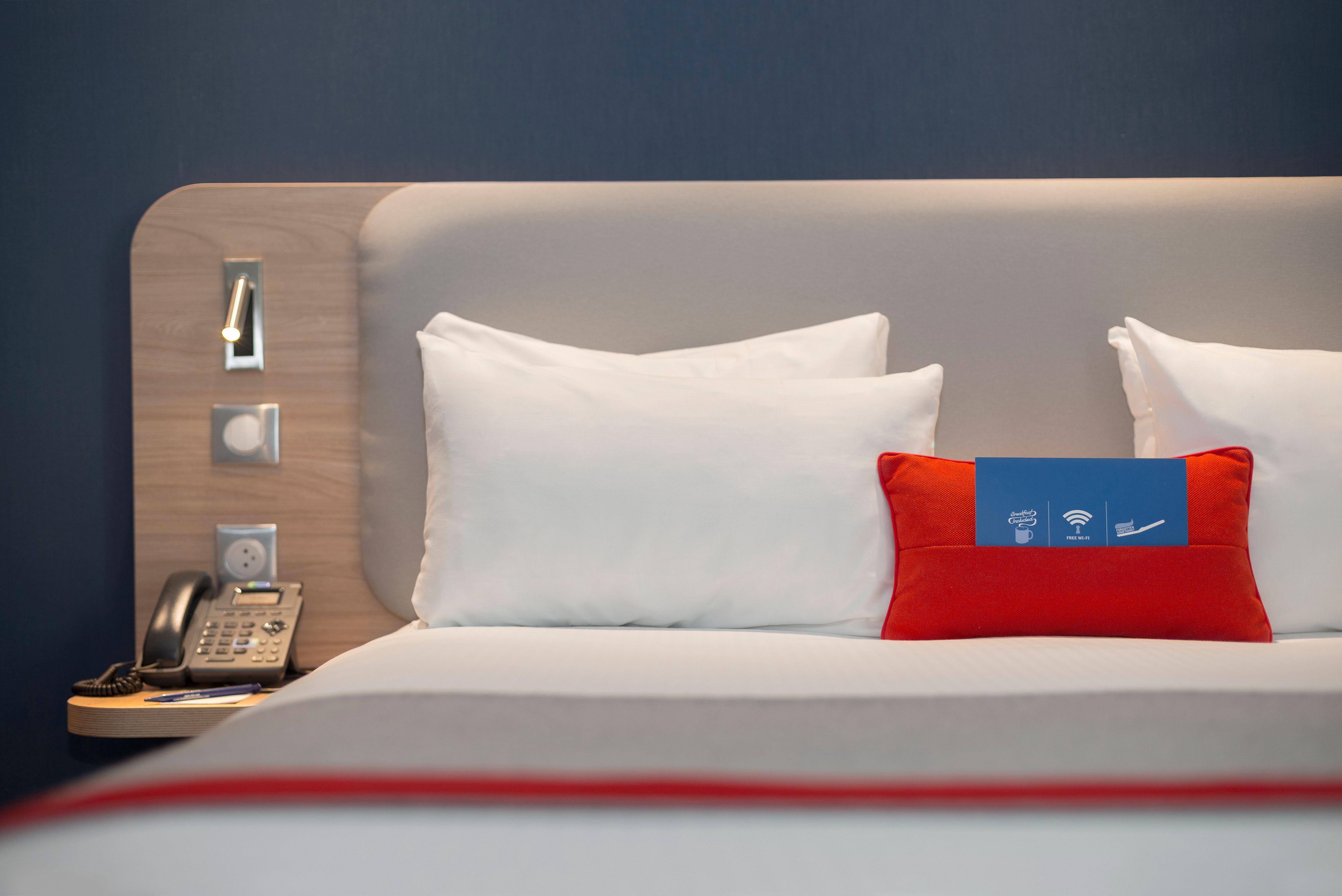 Holiday Inn Express Paris - Velizy By Ihg Εξωτερικό φωτογραφία