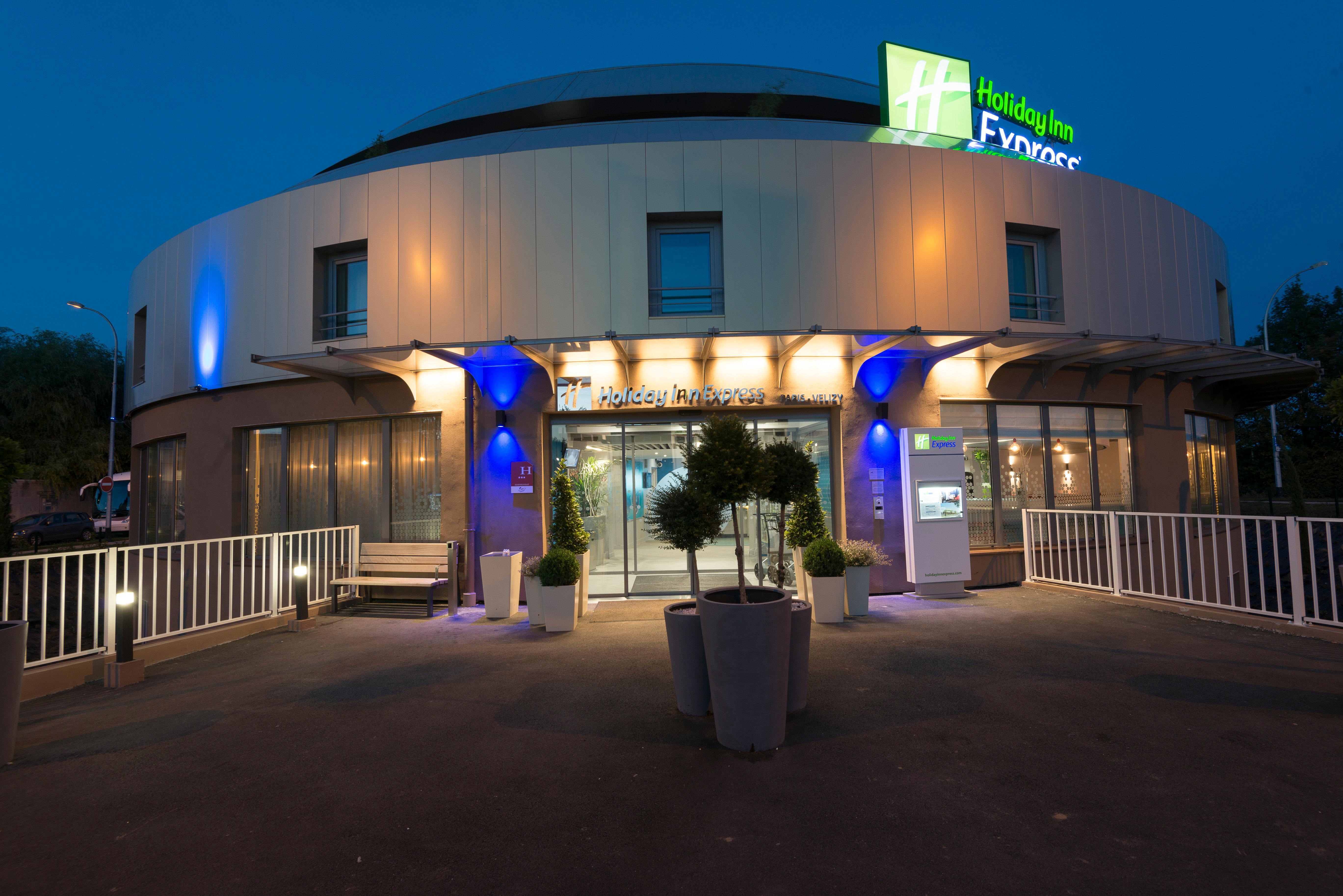 Holiday Inn Express Paris - Velizy By Ihg Εξωτερικό φωτογραφία