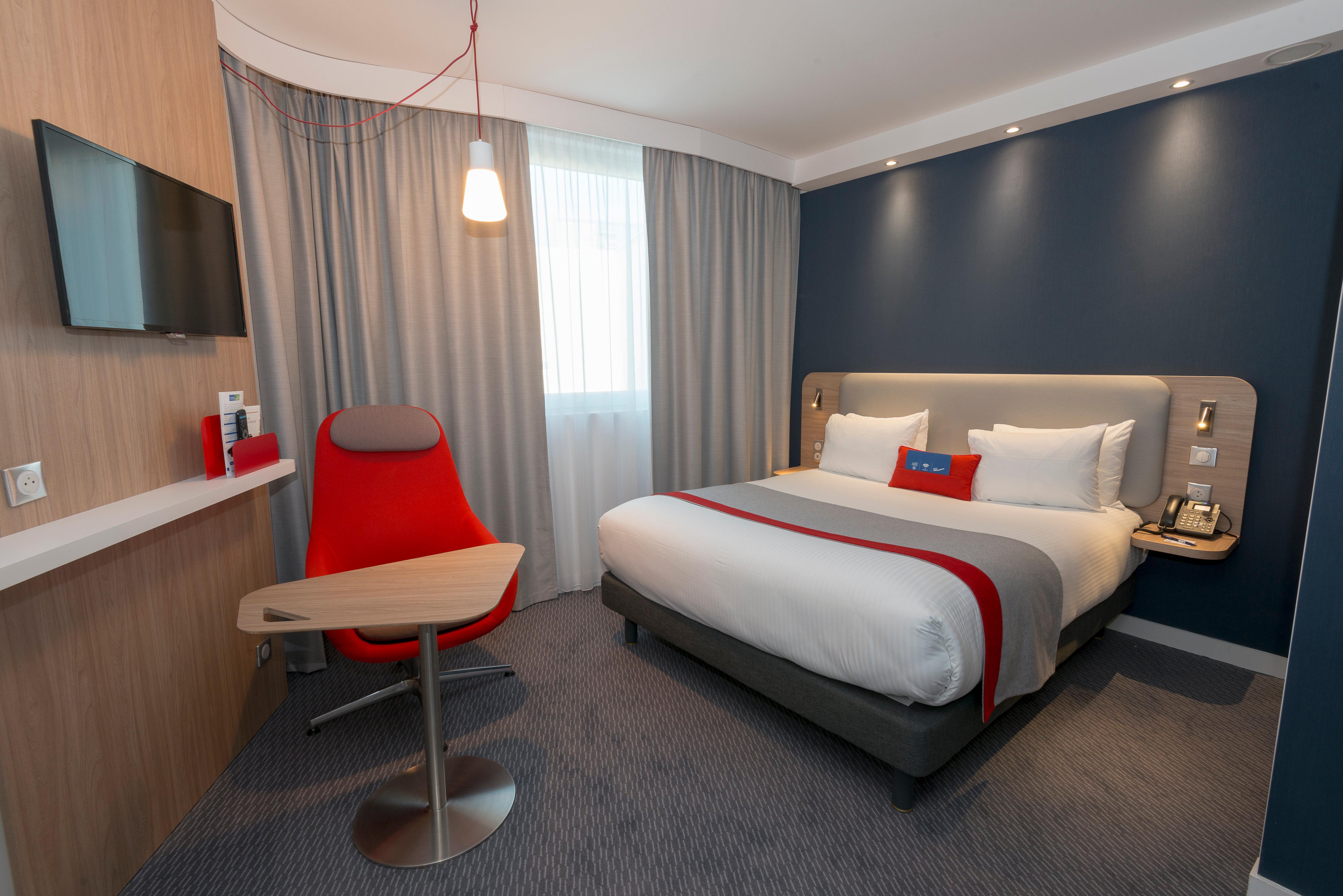 Holiday Inn Express Paris - Velizy By Ihg Εξωτερικό φωτογραφία