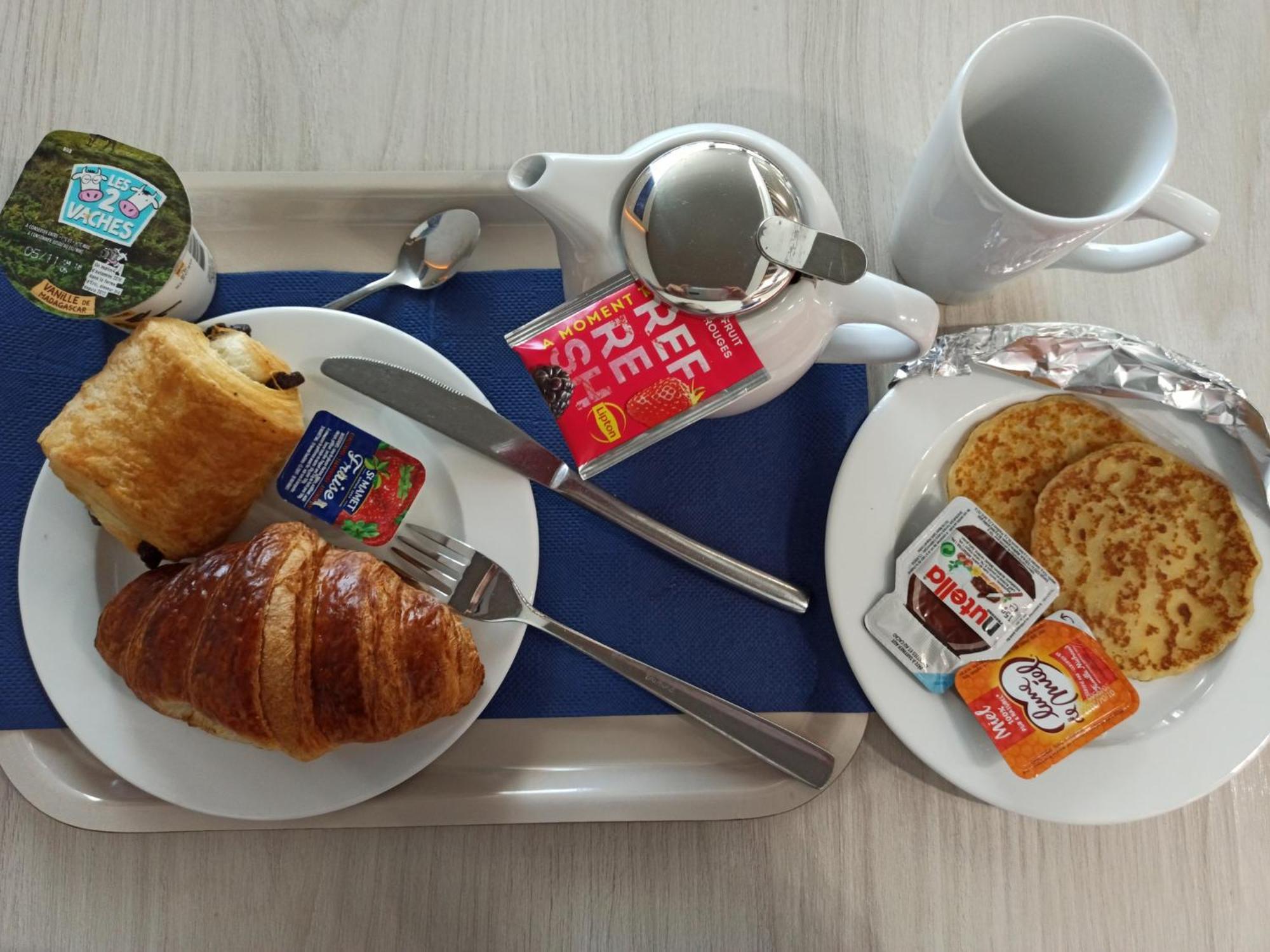 Holiday Inn Express Paris - Velizy By Ihg Εξωτερικό φωτογραφία
